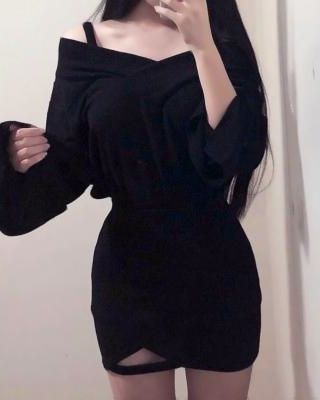 裙下之君 又名主母二嫁，偏执帝王揽腰宠 又名君夺臣妻？和离后我入主中宫 易欢、晋渊 作者：黄蛋蛋