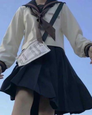 【百合】炮灰A没想上位的 作者：谢寻欢