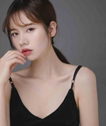 玄学大佬穿书后捡了个绝美病秧子小说阅读