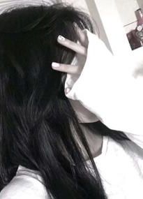 《众人尖叫我微笑，游戏乱套我睡觉》（精校版全本by番外完）作者：少吃亿点小说阅读